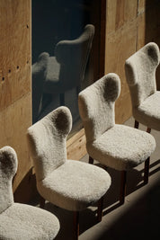 Set_of_4_Viggo_Boesen_Style_Dining_Chairs_in_Lambswool_and_Oak