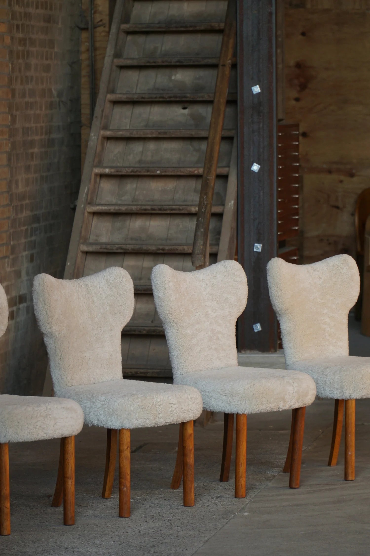 Set_of_4_Viggo_Boesen_Style_Dining_Chairs_in_Lambswool_and_Oak