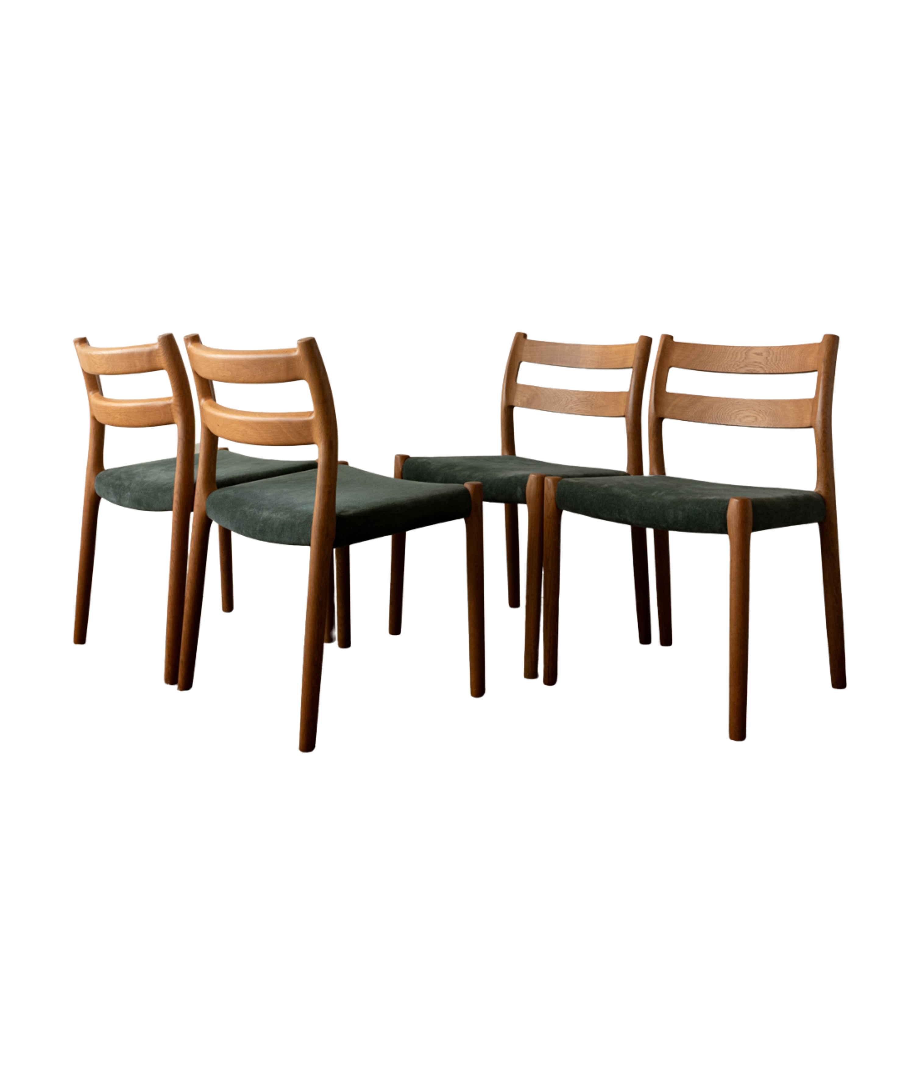 Set_of_4_Vintage_Danish_Oak_Model_84_Dining_Chairs_by_Niels_Otto_Møller_for_J.L._Møllers,_1970s_Scandinavian_Modern