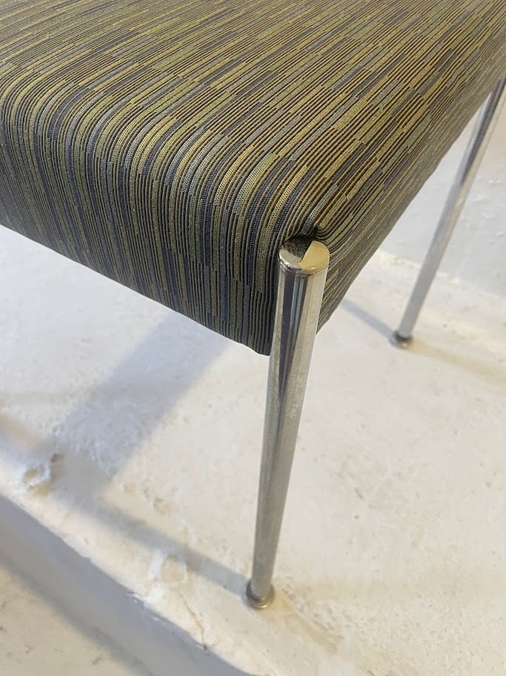 Set_of_4_Vintage_Girsberger_Martin_Stoll_Chairs_1970s