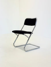 Set_of_4_vintage_tubular_frame_dining_chairs_in_black_velvet