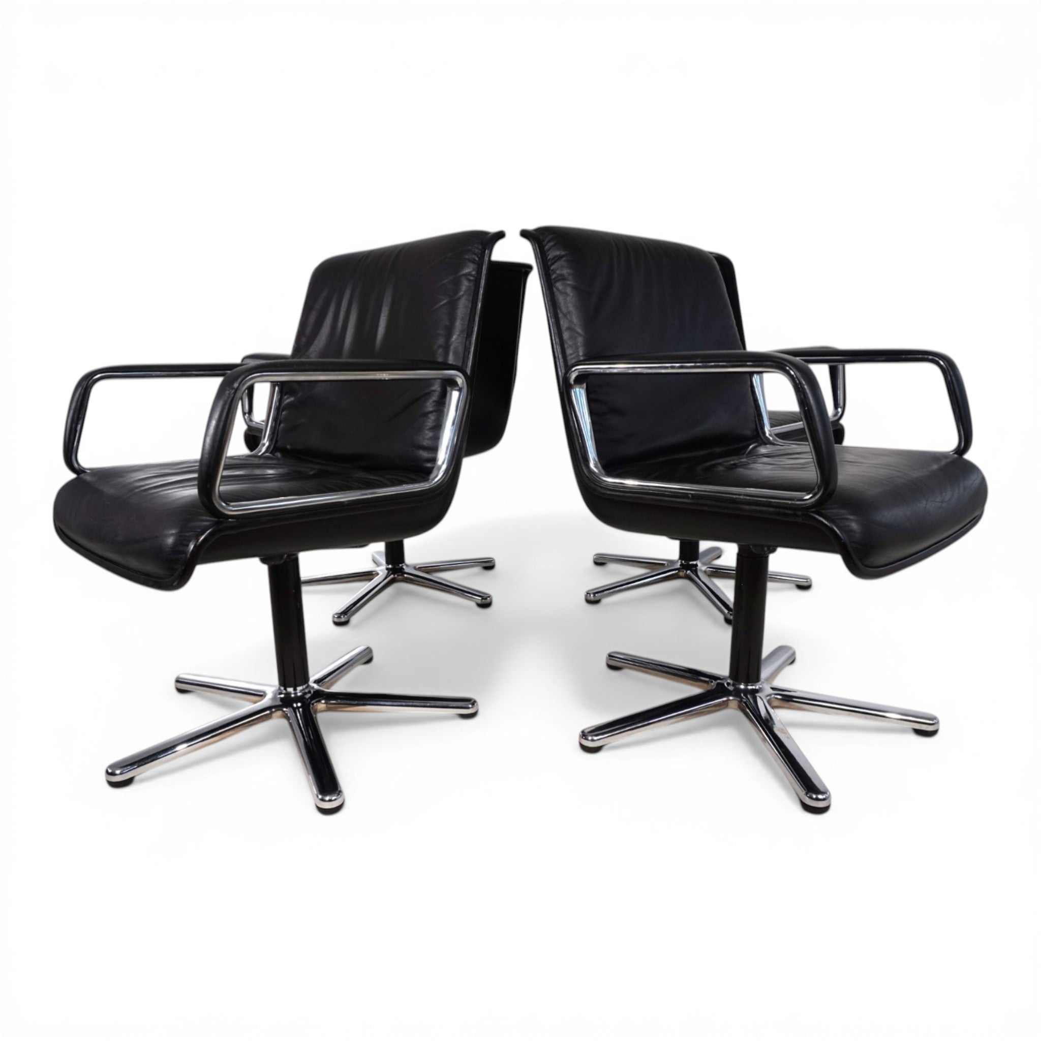 Set_of_4_Wilkhahn_Delta_Swivel_Chairs_in_Black_Leather,_Germany_1970s