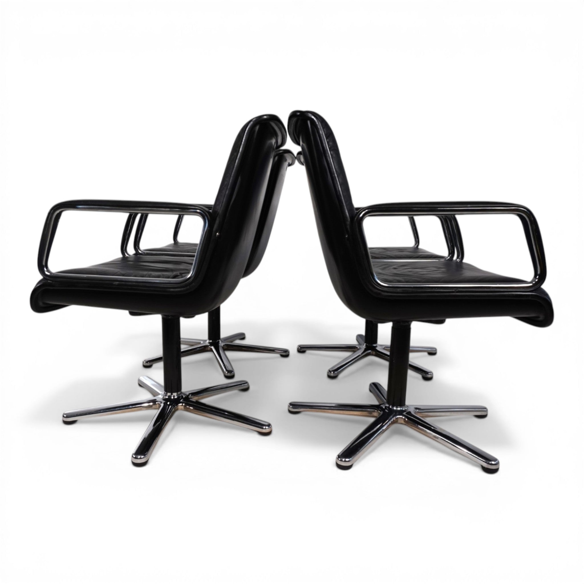 Set_of_4_Wilkhahn_Delta_Swivel_Chairs_in_Black_Leather,_Germany_1970s