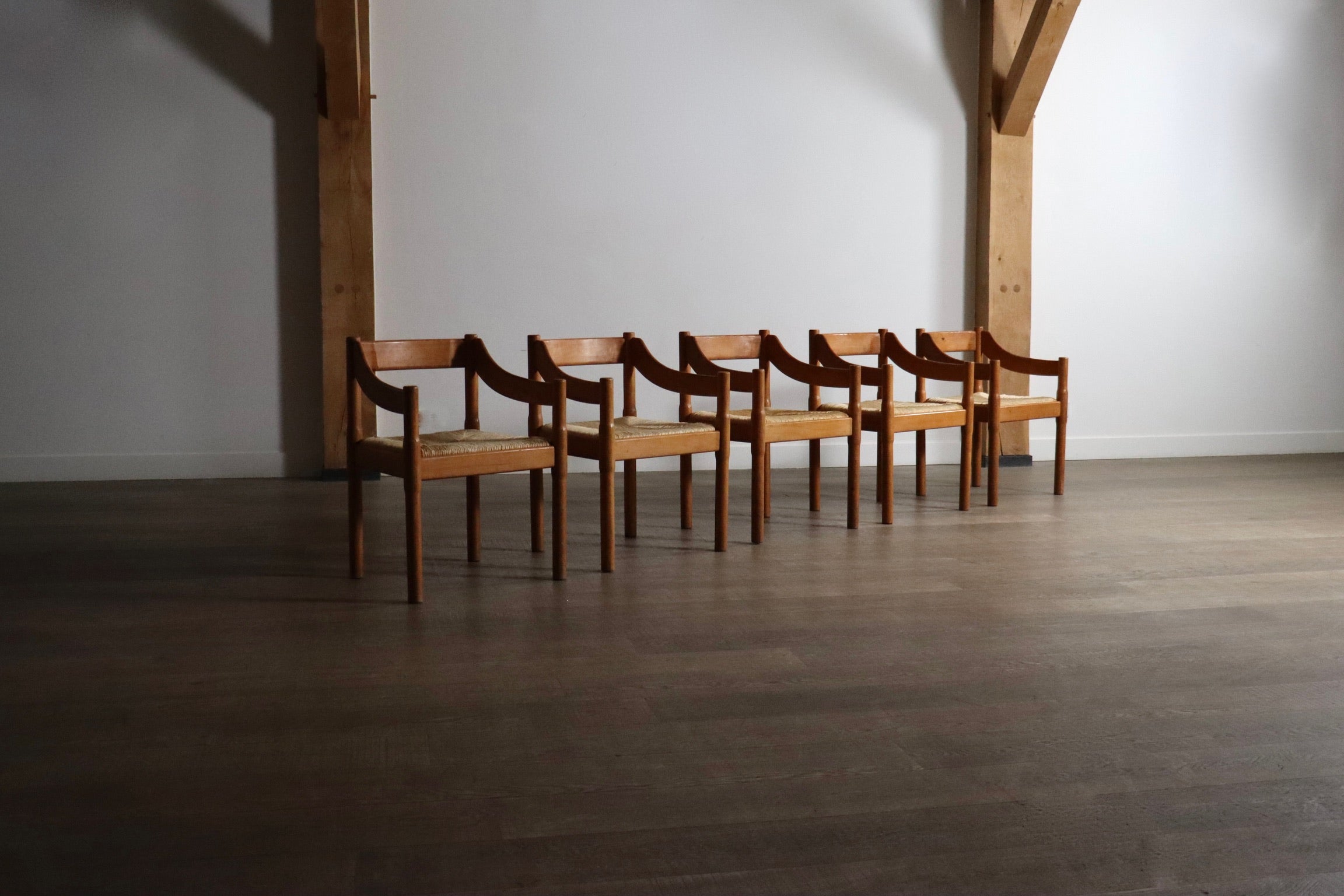 Set_of_5_carimate_chairs_by_Vico_Magistretti,_1960s