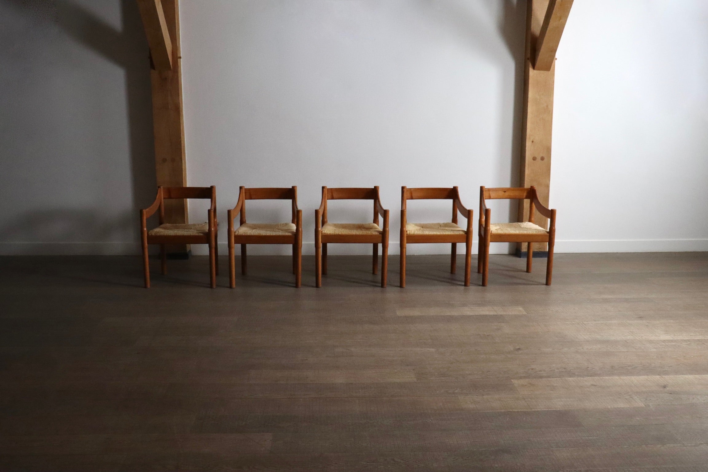 Set_of_5_carimate_chairs_by_Vico_Magistretti,_1960s