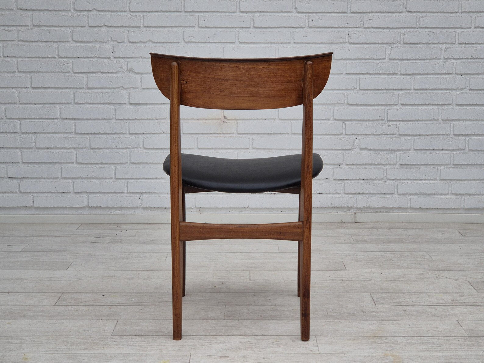 Set_of_5_Danish_Dining_Chairs,_Teak_&_Reupholstered_Leather,_1960s_Denmark