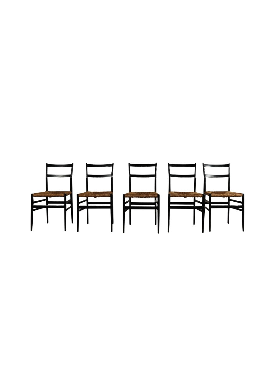 Set_of_5_Early_Cassina_Leggera_646_chairs_by_Gio_Ponti,_Italy_1952