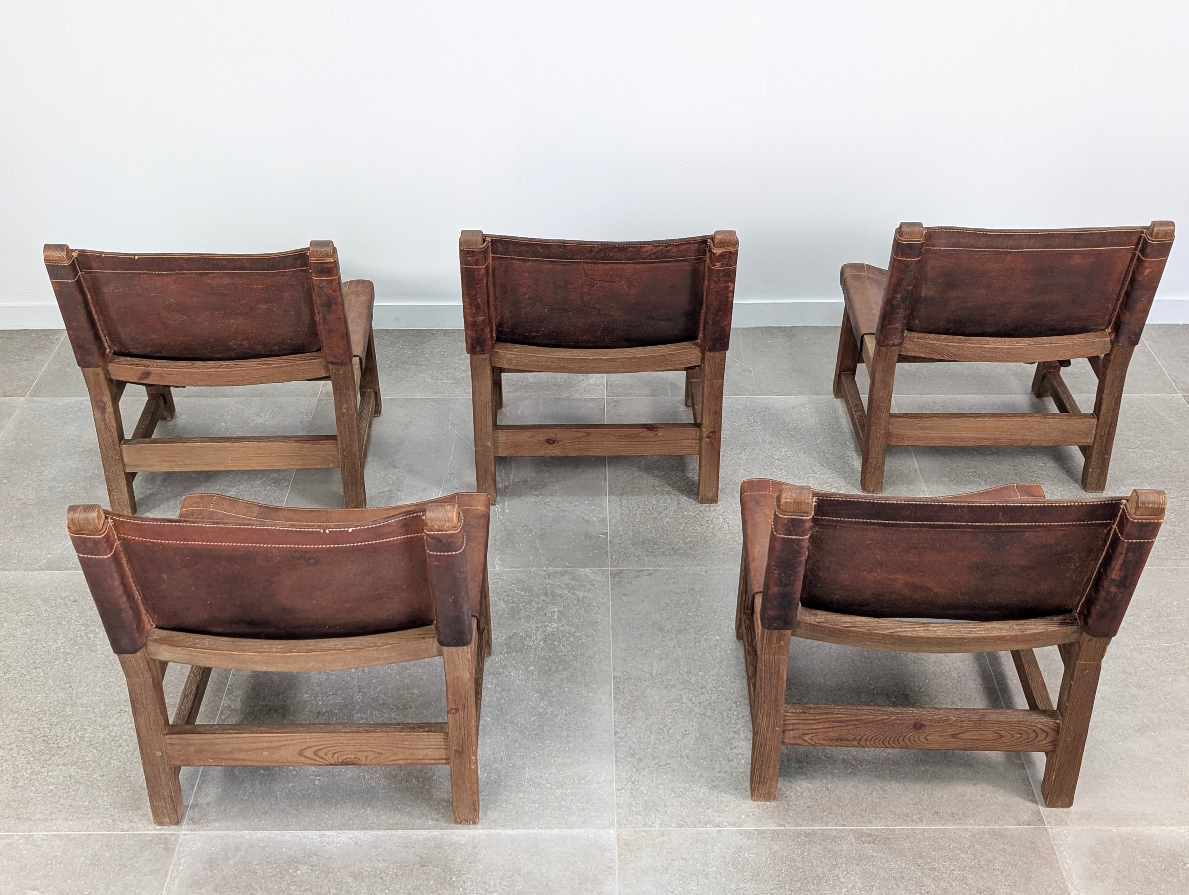 Set_of_5_Spanish_Leather_and_Oak_Chairs,_Paco_Muñoz_Style,_1960s