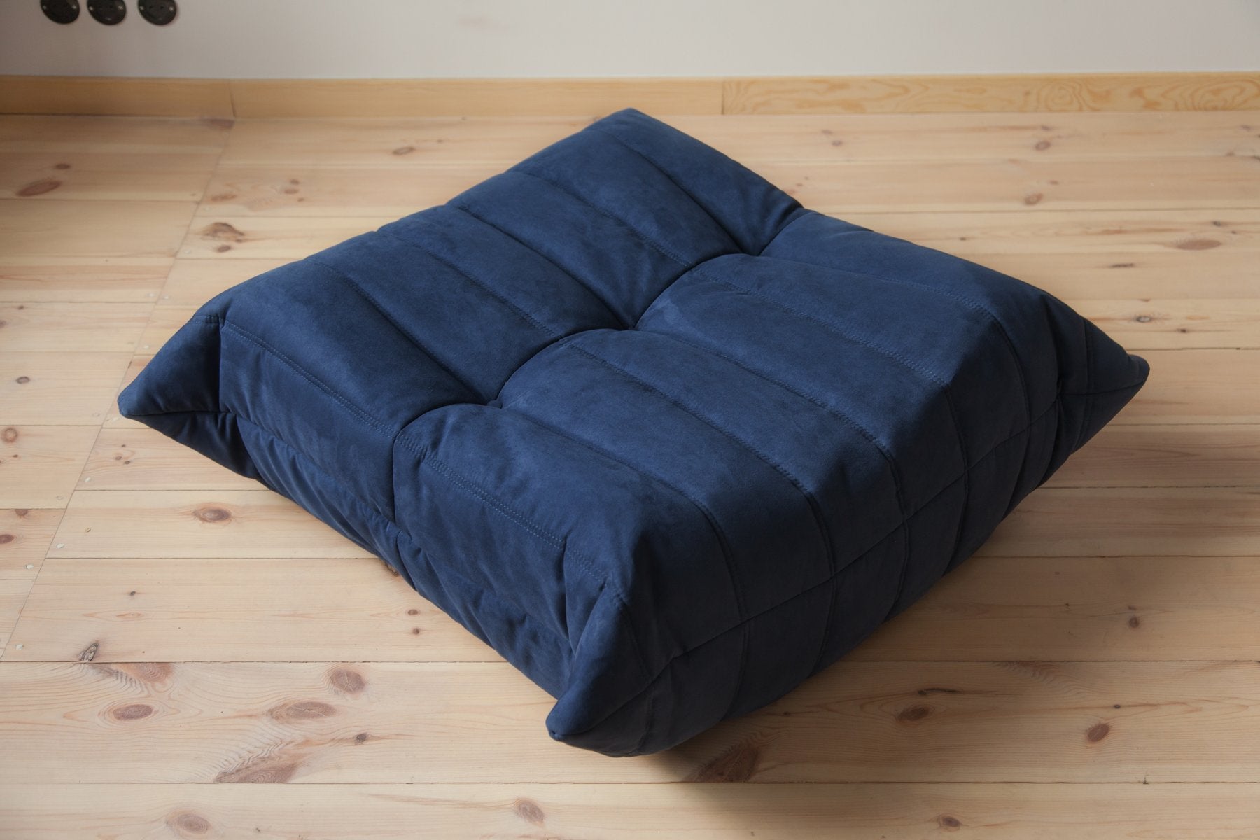 Set_of_5_Togo_Living_Room_Sofas_in_Blue_Microfiber_by_Michel_Ducaroy_for_Ligne_Roset,_1983
