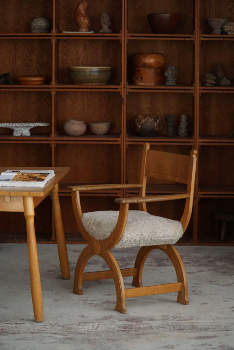 Set_of_6_Armchars_in_Oak_&_Lambswool,_Mid_Century_Modern,_Henning_Kjærnulf,_1960s