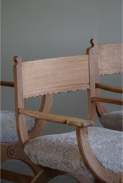 Set_of_6_Armchars_in_Oak_&_Lambswool,_Mid_Century_Modern,_Henning_Kjærnulf,_1960s