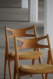 Set_of_6_CH29_Dining_Chairs_by_Hans_J._Wegner_for_Carl_Hansen_&_Søn,_Danish_Modern