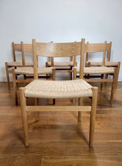 Set_of_6_CH40_chairs_by_Hans_J._wegner_for_Carl_Hansen_&_Søn