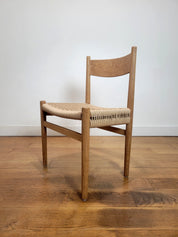 Set_of_6_CH40_chairs_by_Hans_J._wegner_for_Carl_Hansen_&_Søn