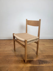 Set_of_6_CH40_chairs_by_Hans_J._wegner_for_Carl_Hansen_&_Søn