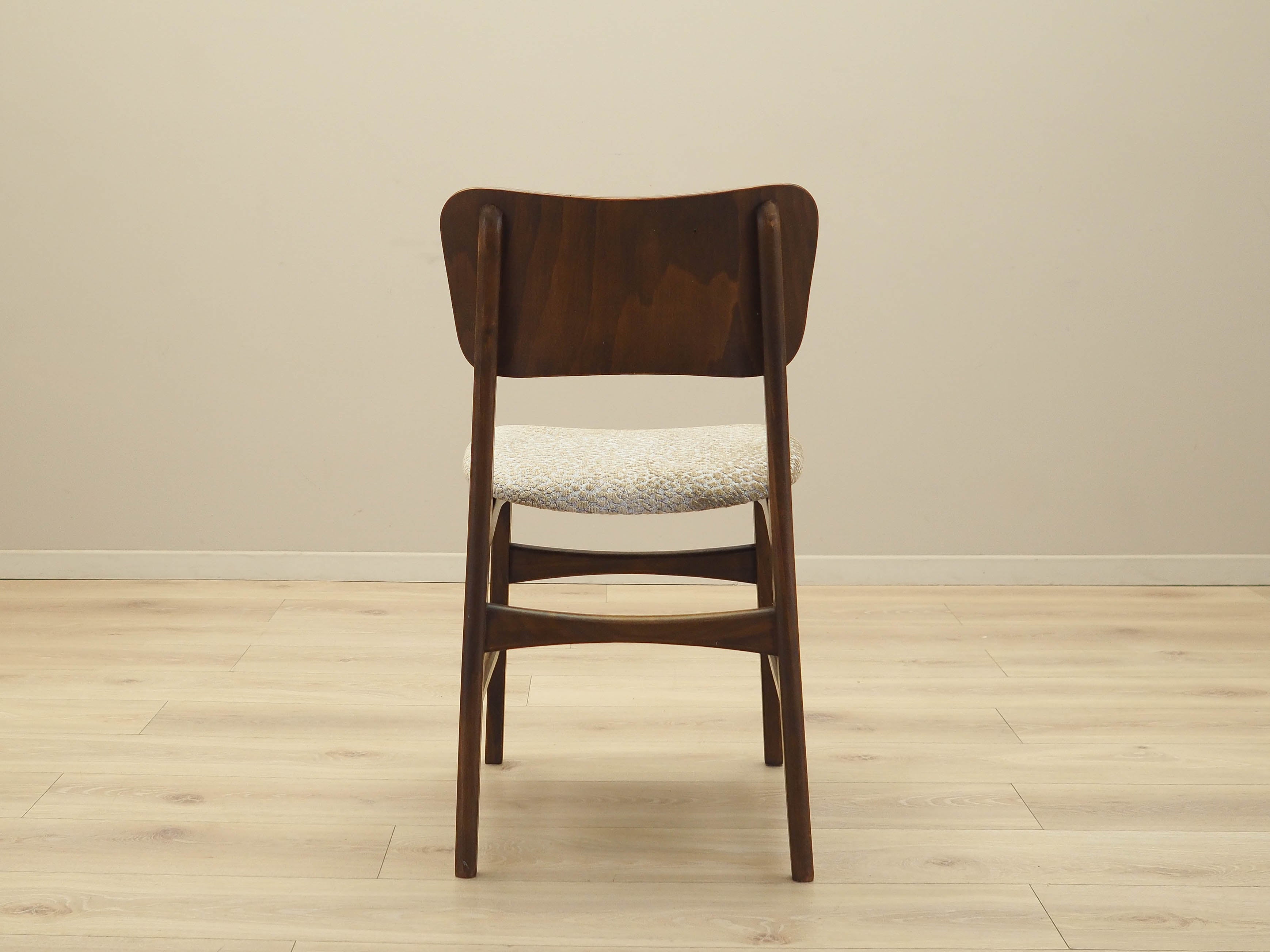 Set_of_6_Chairs,_Danish_Manufacture,_1960s,_Denmark
