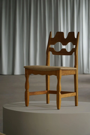 Set_of_6_Chairs,_Oak_&_Hessian_by_Henning_Kjærnulf,_Mid_Century_Modern,_1960s