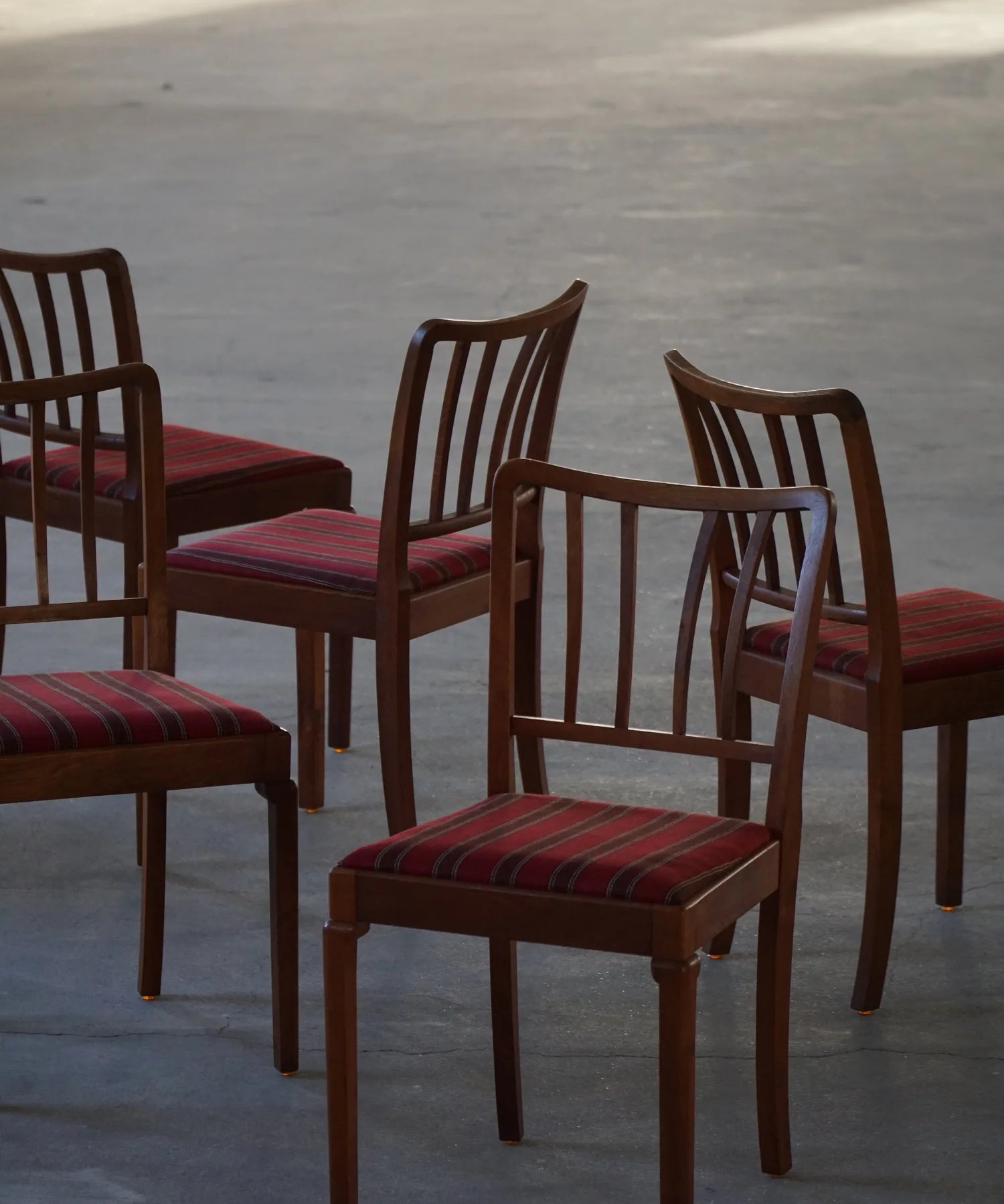 Set_of_6_Classic_Danish_Modern_Oak_Dining_Chairs