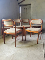 Set_of_6_dining_chairs_by_Johannes_Andersen_for_Uldum_1960's