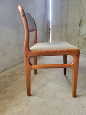 Set_of_6_dining_chairs_by_Johannes_Andersen_for_Uldum_1960's