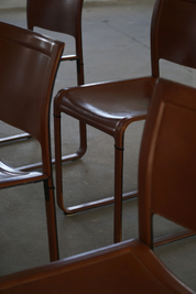 Set_of_6_Dining_Chairs_in_Brown/Red_Leather,_Tito_Agnoli,_Italian_Modern,_1970s