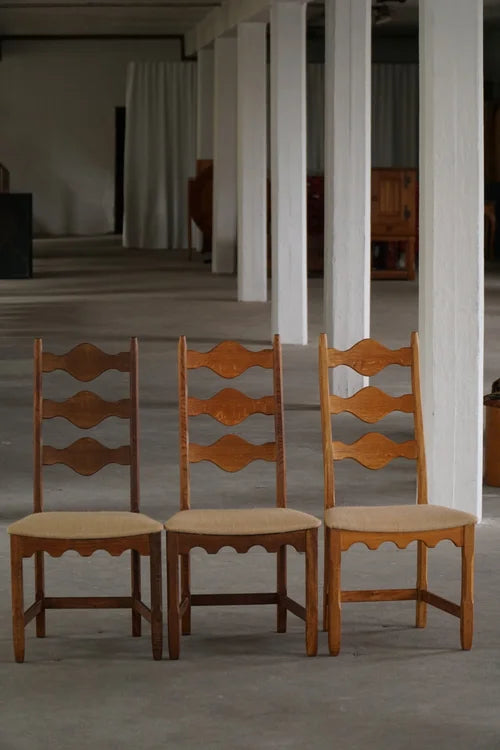 Set_of_6_Henning_Kjærnulf_Oak_Dining_Chairs_with_Hessian_Upholstery,_Denmark,_1950s
