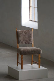 Set_of_6_Henning_Kjærnulf_Oak_Dining_Chairs_with_Lambswool_Upholstery,_Danish_Modern,_1950s