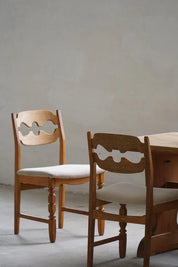 Set_of_6_Henning_Kjærnulf_Razorblade_Dining_Chairs_in_Oak_and_Kvadrat_Mohair,_Denmark,_1960s