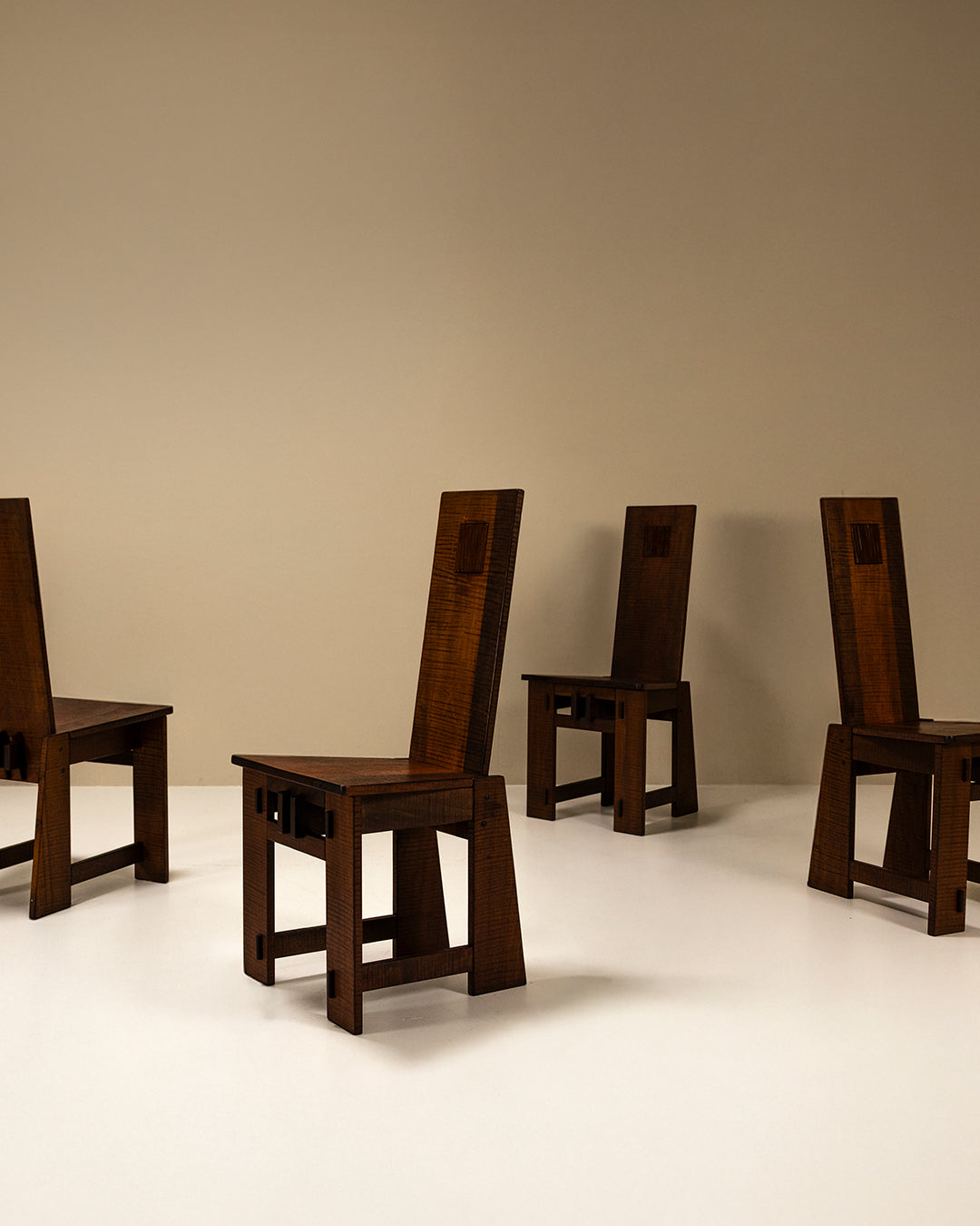 Set_of_6_High-Back_Dining_Chairs_in_the_Style_of_Giuseppe_Rivadossi,_Italy_1970s