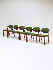 Set_of_6_Model_42_Dining_Chairs_by_Kai_Kristiansen,_Teak,_Denmark,_1960s