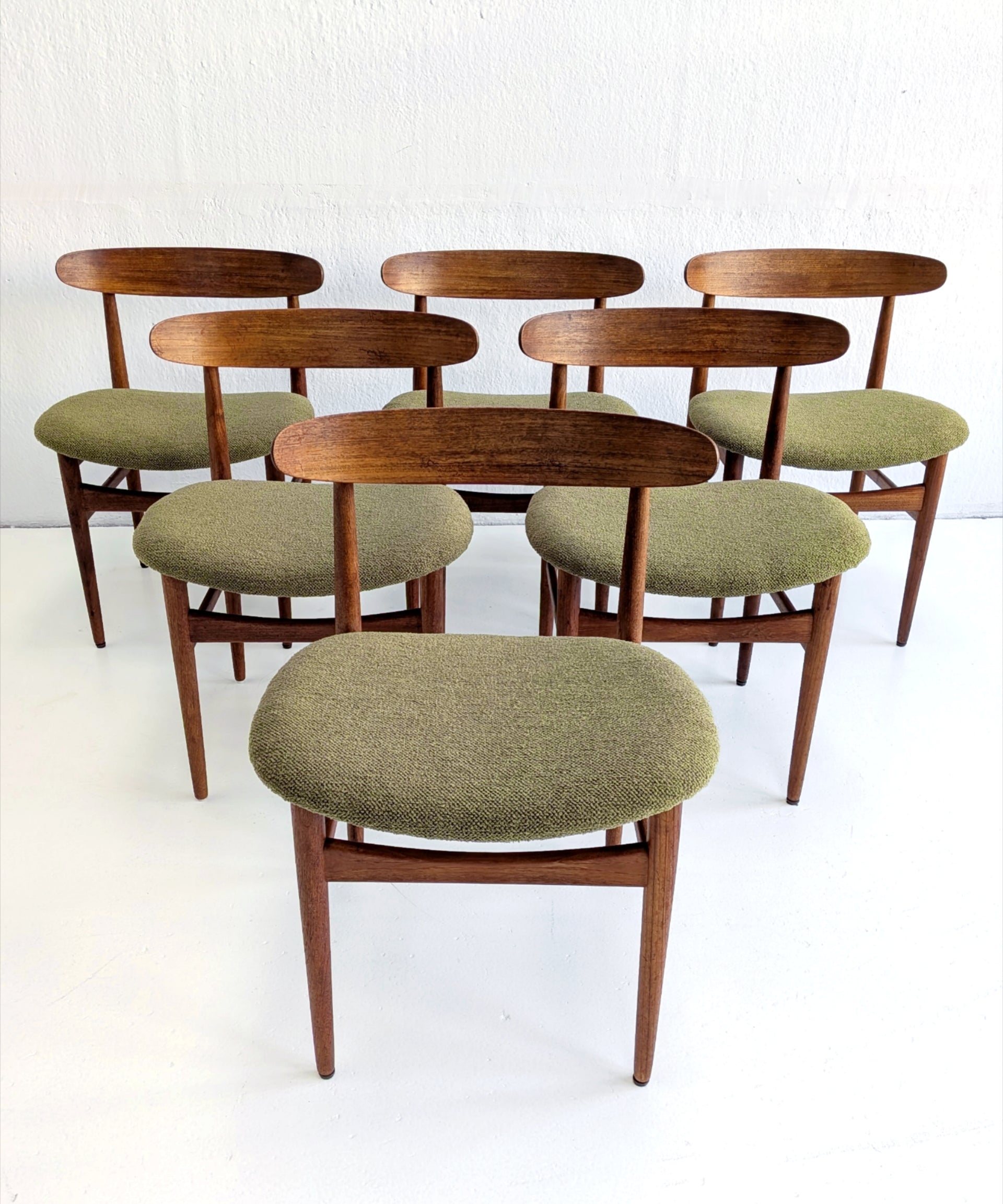 Set_of_6_Danish_Teak_Dining_Chairs_with_Olive_Green_Wool_Seats,_1960s,_Denmark