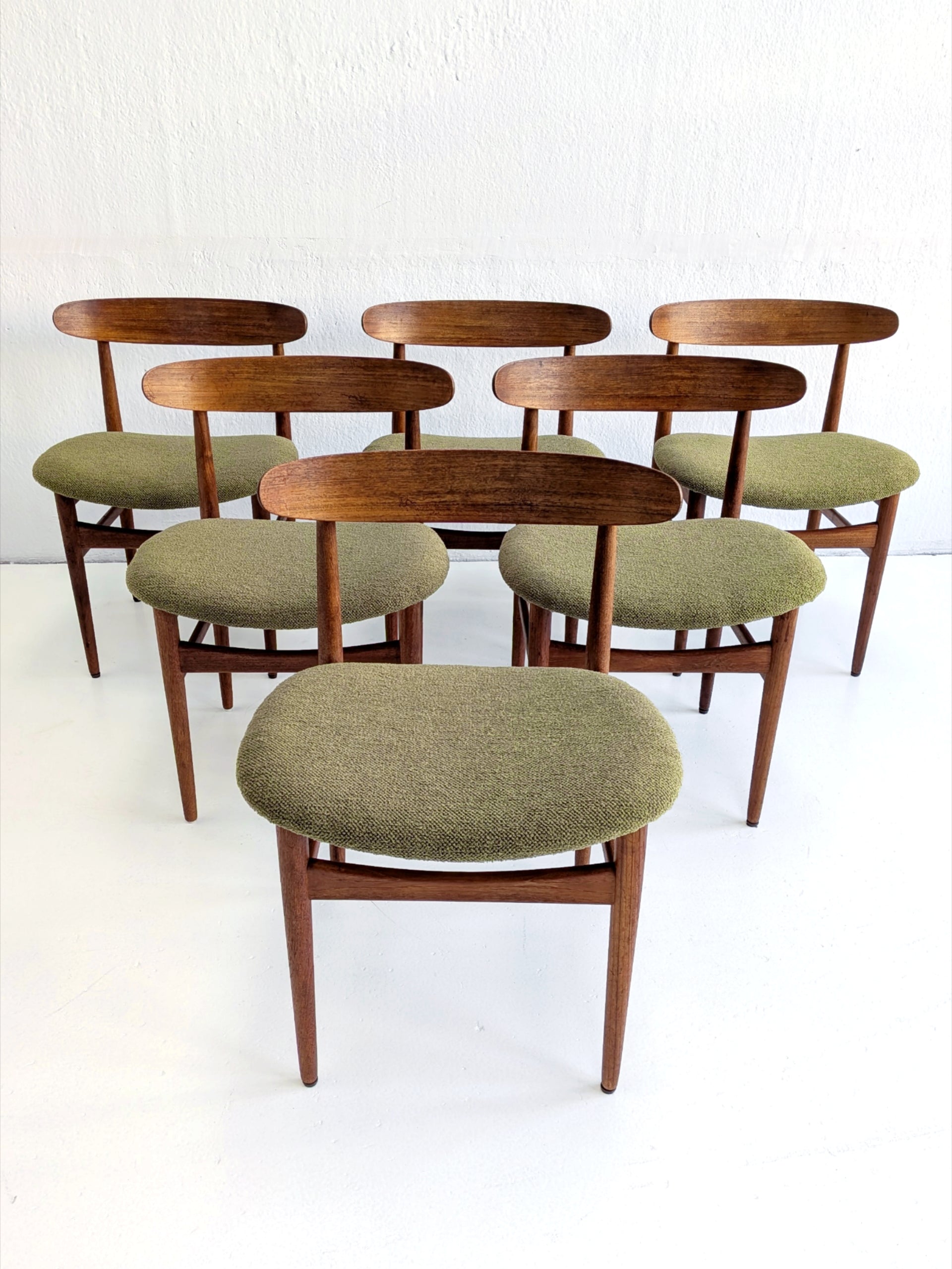 Set_of_6_Danish_Teak_Dining_Chairs_with_Olive_Green_Wool_Seats,_1960s,_Denmark