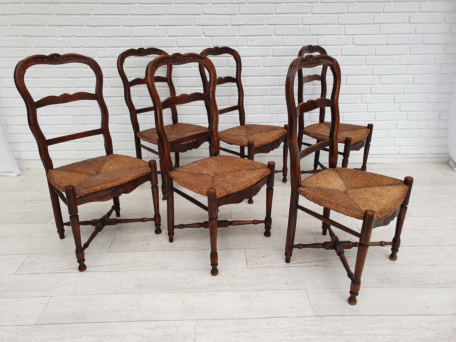 Set_of_6_Danish_Country_Dining_Chairs,_1950s,_Denmark