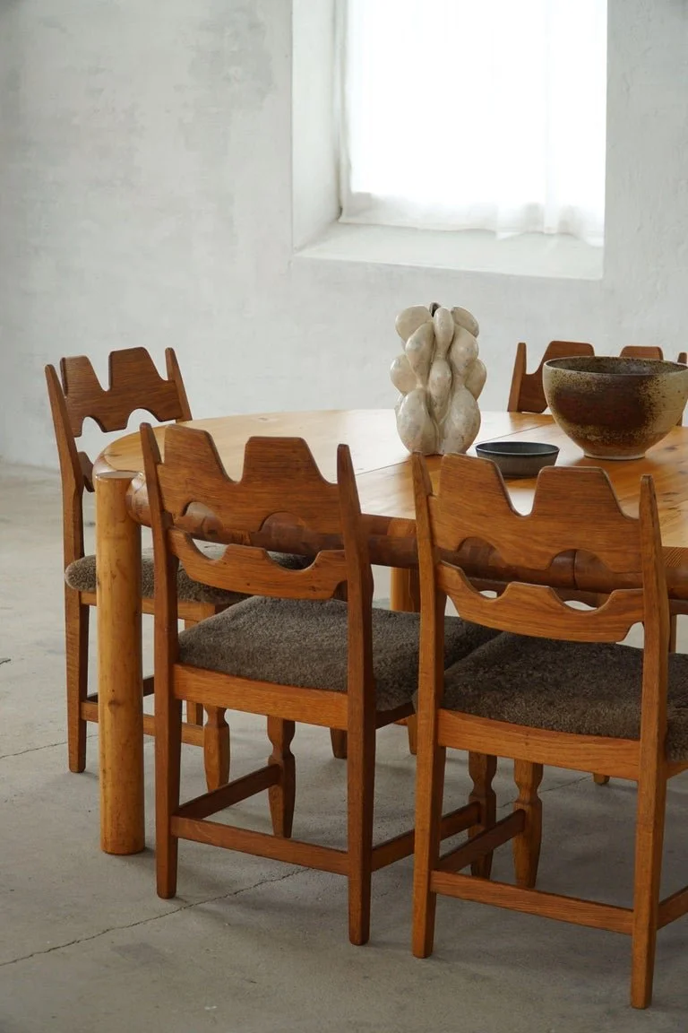 Set_of_6_Razorblade_Chairs_by_Henning_Kjærnulf_in_Oak_&_Lambswool,_1960s