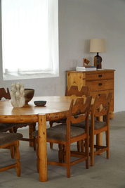 Set_of_6_Razorblade_Chairs_by_Henning_Kjærnulf_in_Oak_&_Lambswool,_1960s