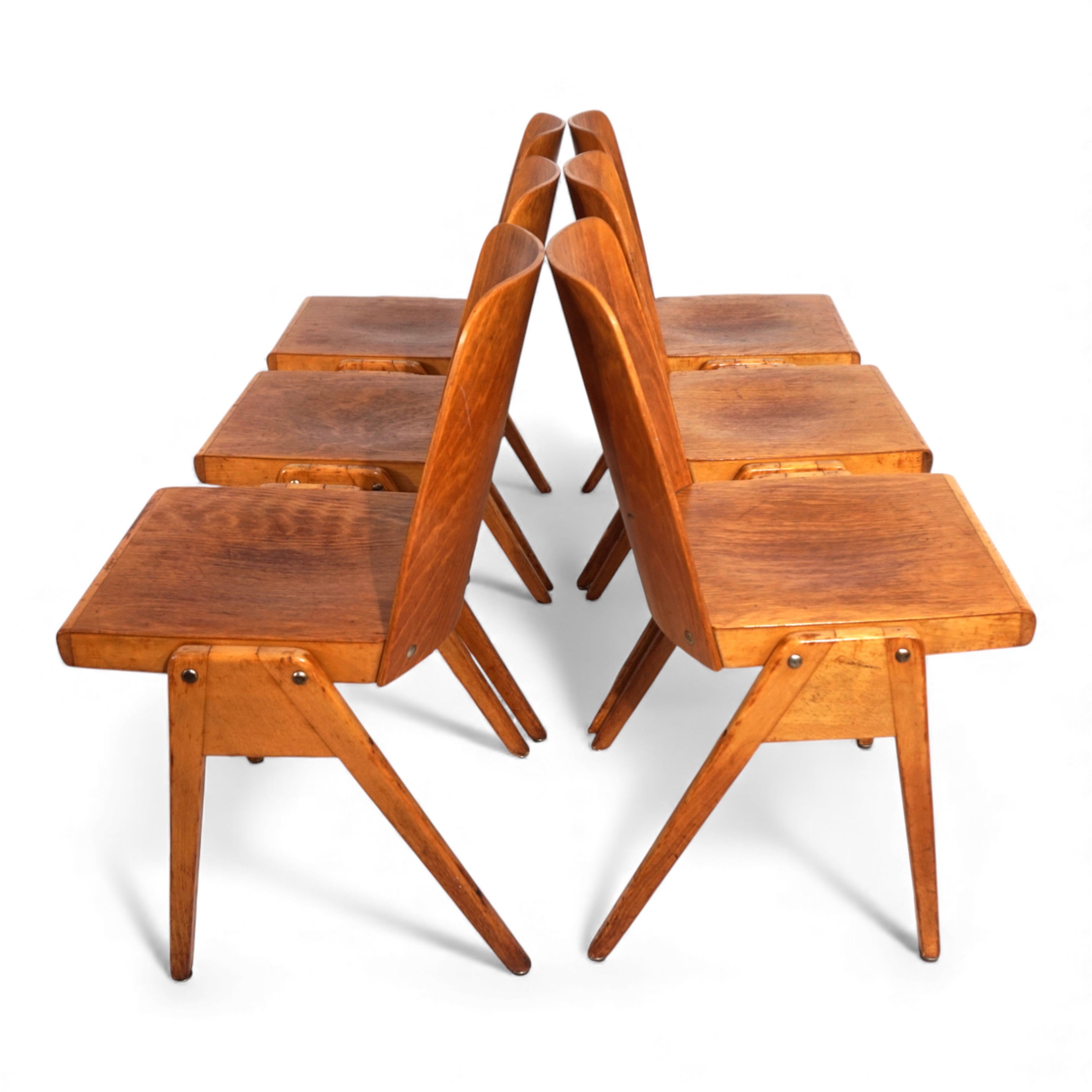 Set_of_6_stackable_dining_chairs_in_Bauhaus_style,_1960