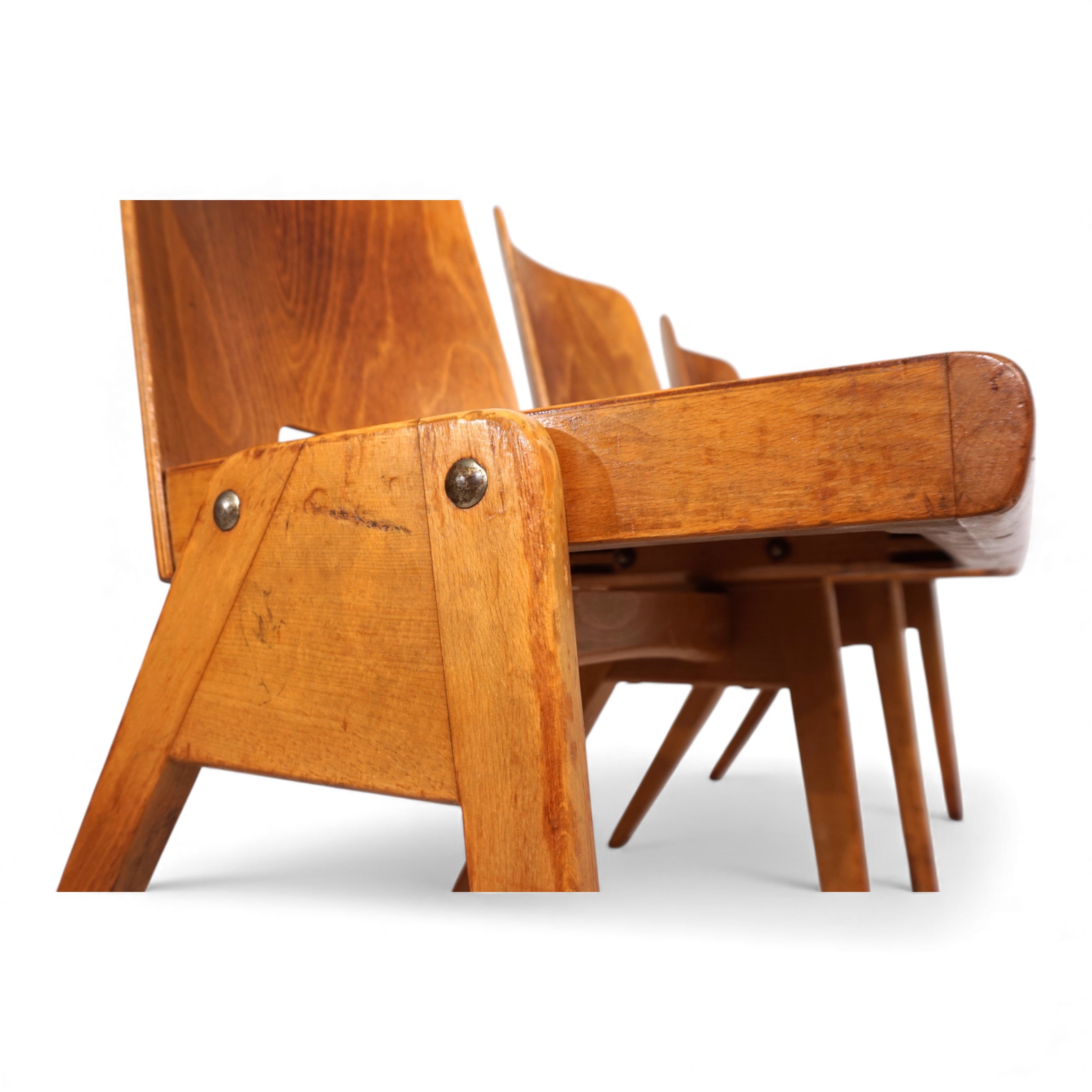 Set_of_6_stackable_dining_chairs_in_Bauhaus_style,_1960