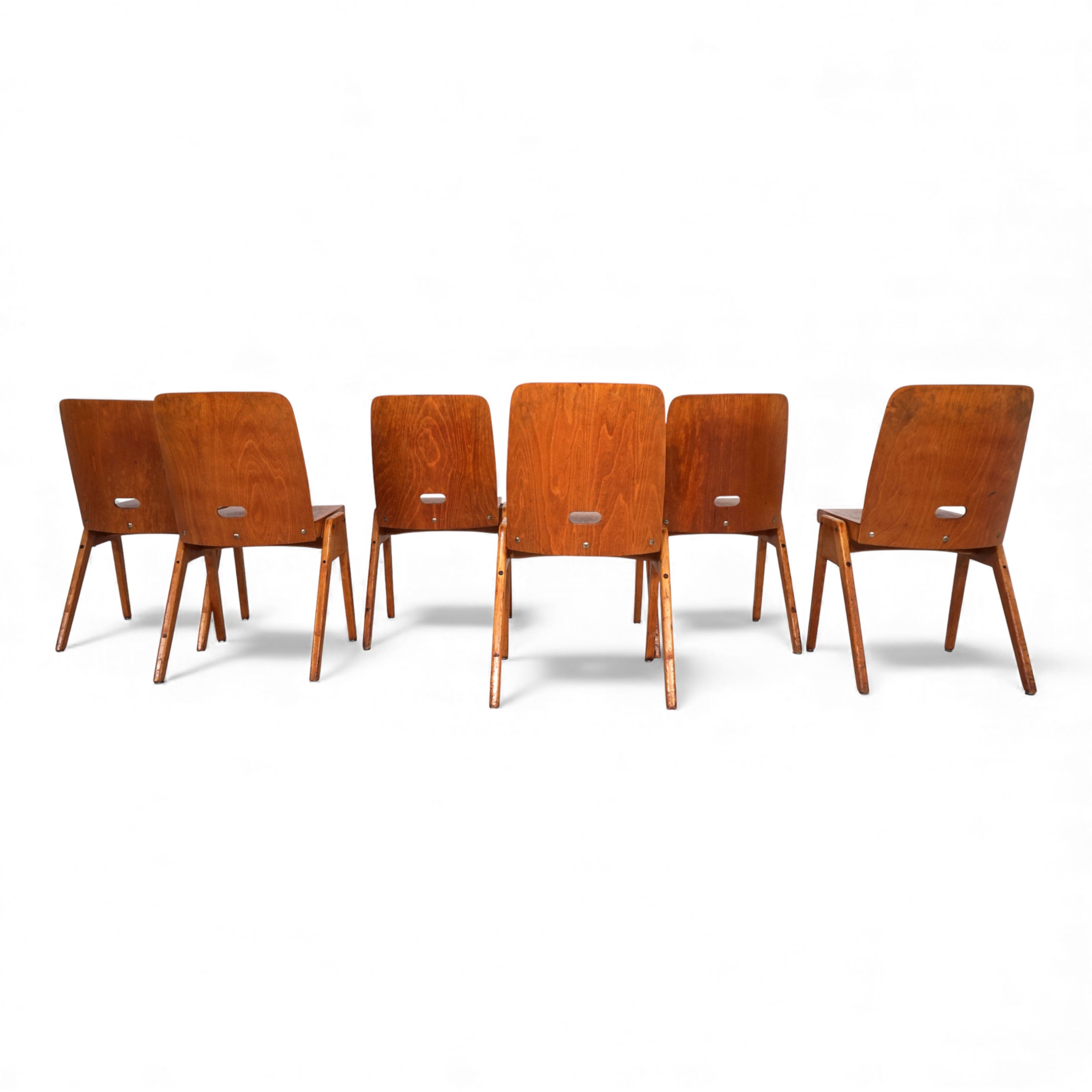 Set_of_6_stackable_dining_chairs_in_Bauhaus_style,_1960