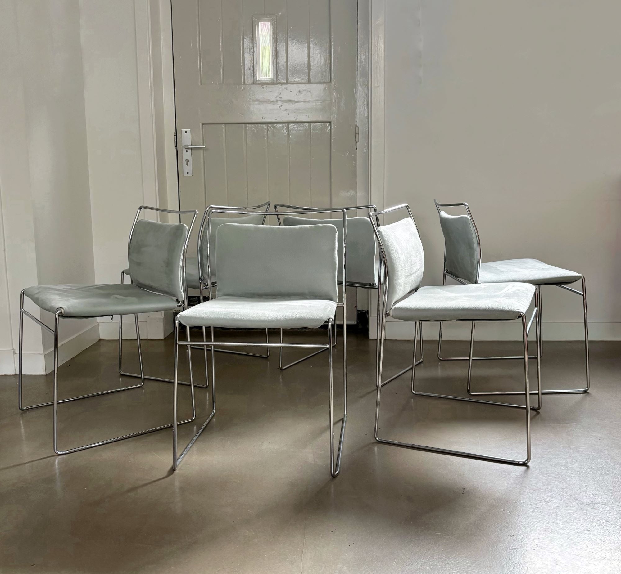Set_of_6_Tulu_Chairs_by_Kazuhide_Takahama_for_Simon_International,_Light_Blue_Alcantara,_1966