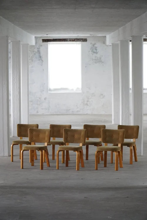 Set_of_7_Alvar_Aalto_Model_62_Dining_Chairs_for_Artek_Hedemora,_Sweden,_1950s