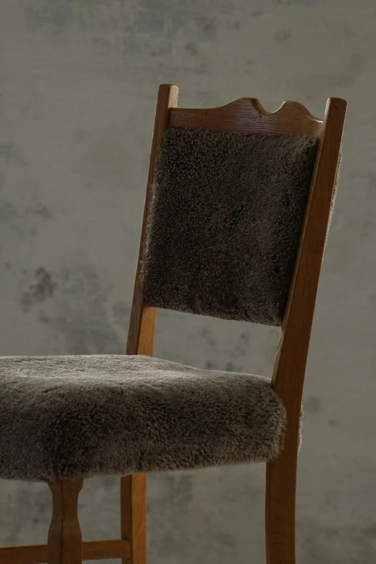 Set_of_8_Danish_Modern_Dining_Chairs_in_Oak_and_Lambswool,_1960s