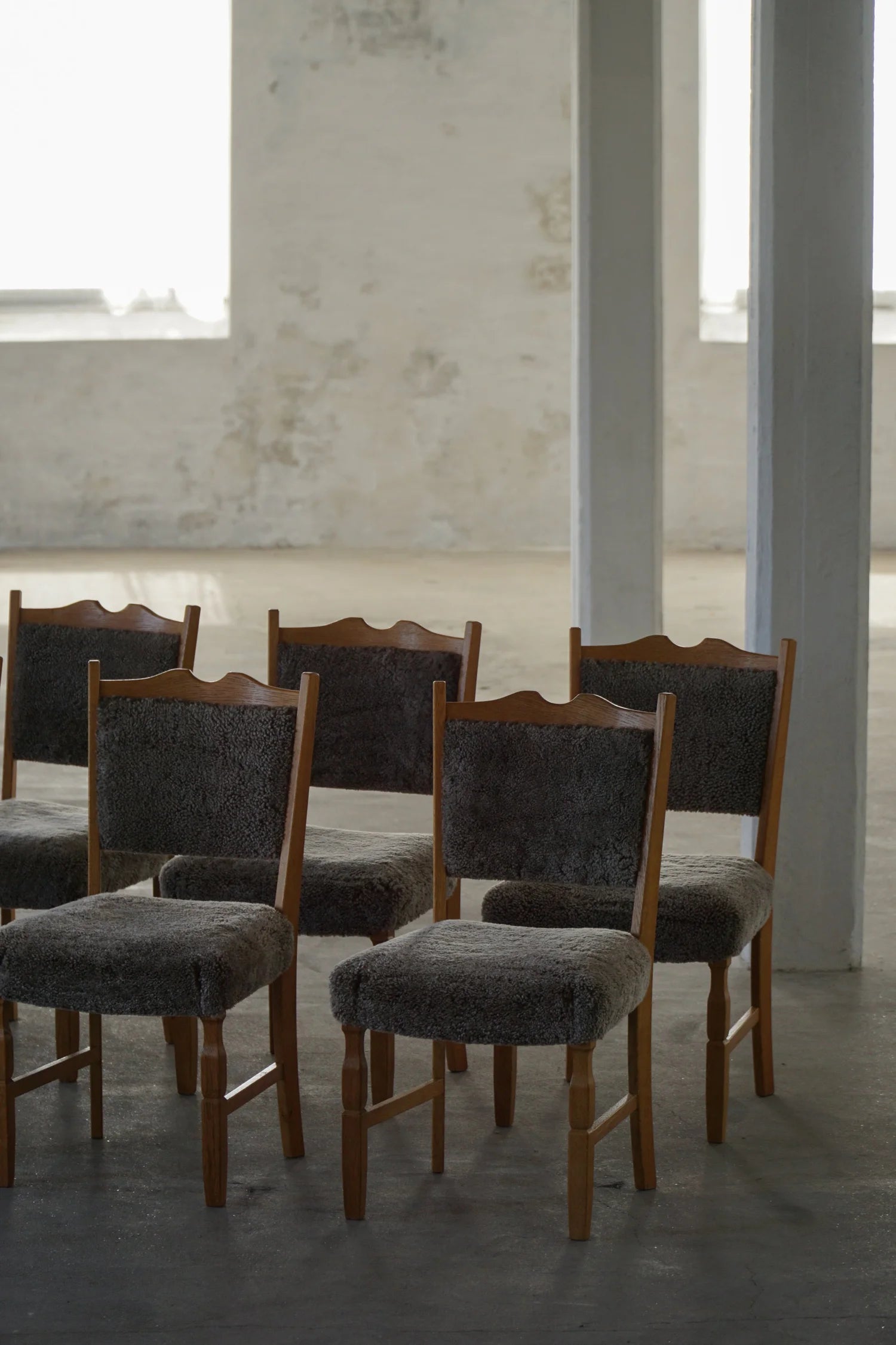 Set_of_8_Danish_Modern_Dining_Chairs_in_Oak_and_Lambswool,_1960s