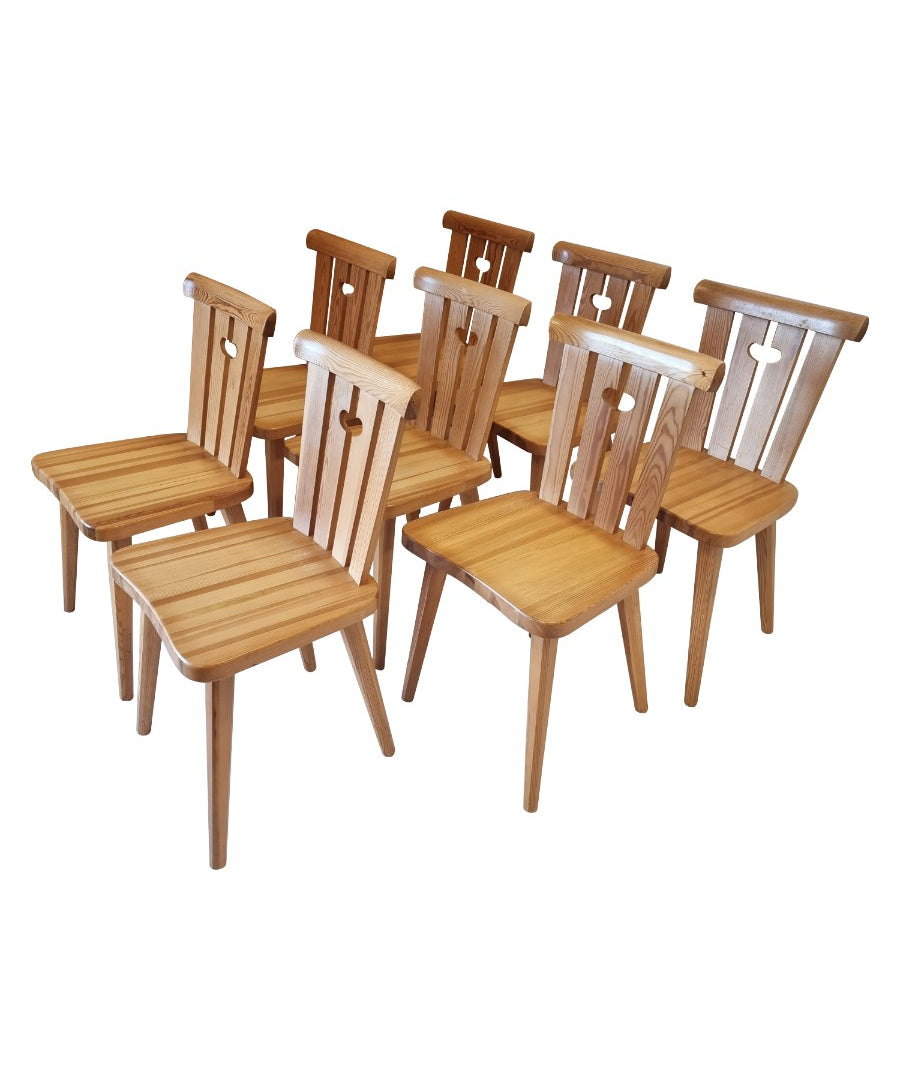 Set_of_8_Göran_Malmvall__Pine_Chairs,_Sportstugemöbler_in_Scandinavian_Modern_Style