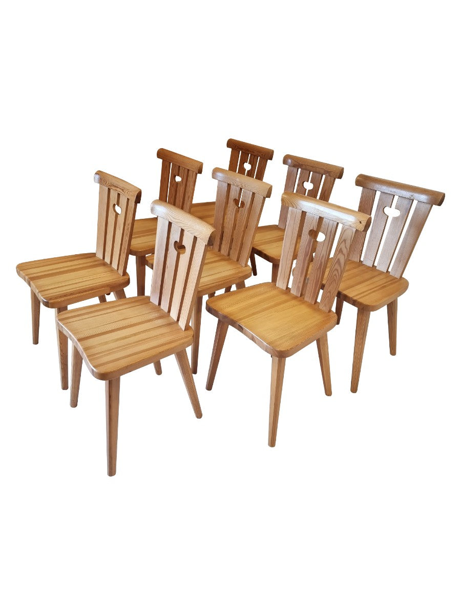 Set_of_8_Göran_Malmvall__Pine_Chairs,_Sportstugemöbler_in_Scandinavian_Modern_Style