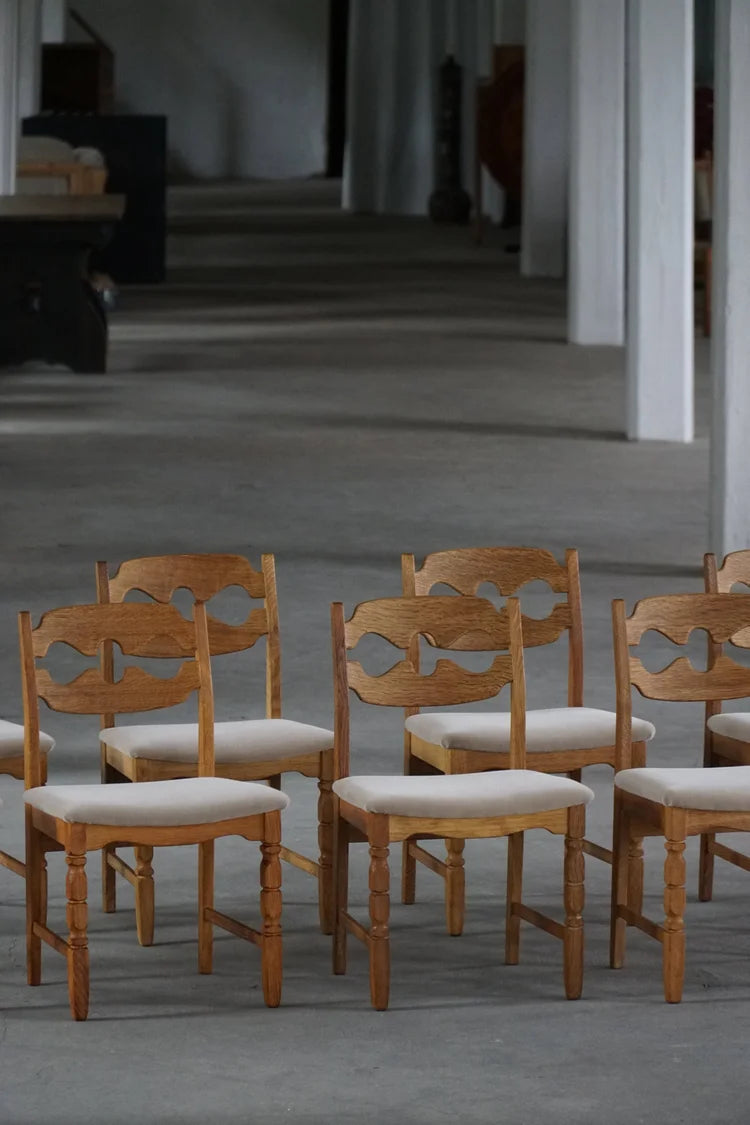 Set_of_8_Henning_Kjærnulf_Razorblade_Dining_Chairs_in_Oak_and_Mohair,_Denmark,_1960s
