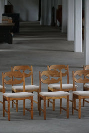 Set_of_8_Henning_Kjærnulf_Razorblade_Dining_Chairs_in_Oak_and_Mohair,_Denmark,_1960s