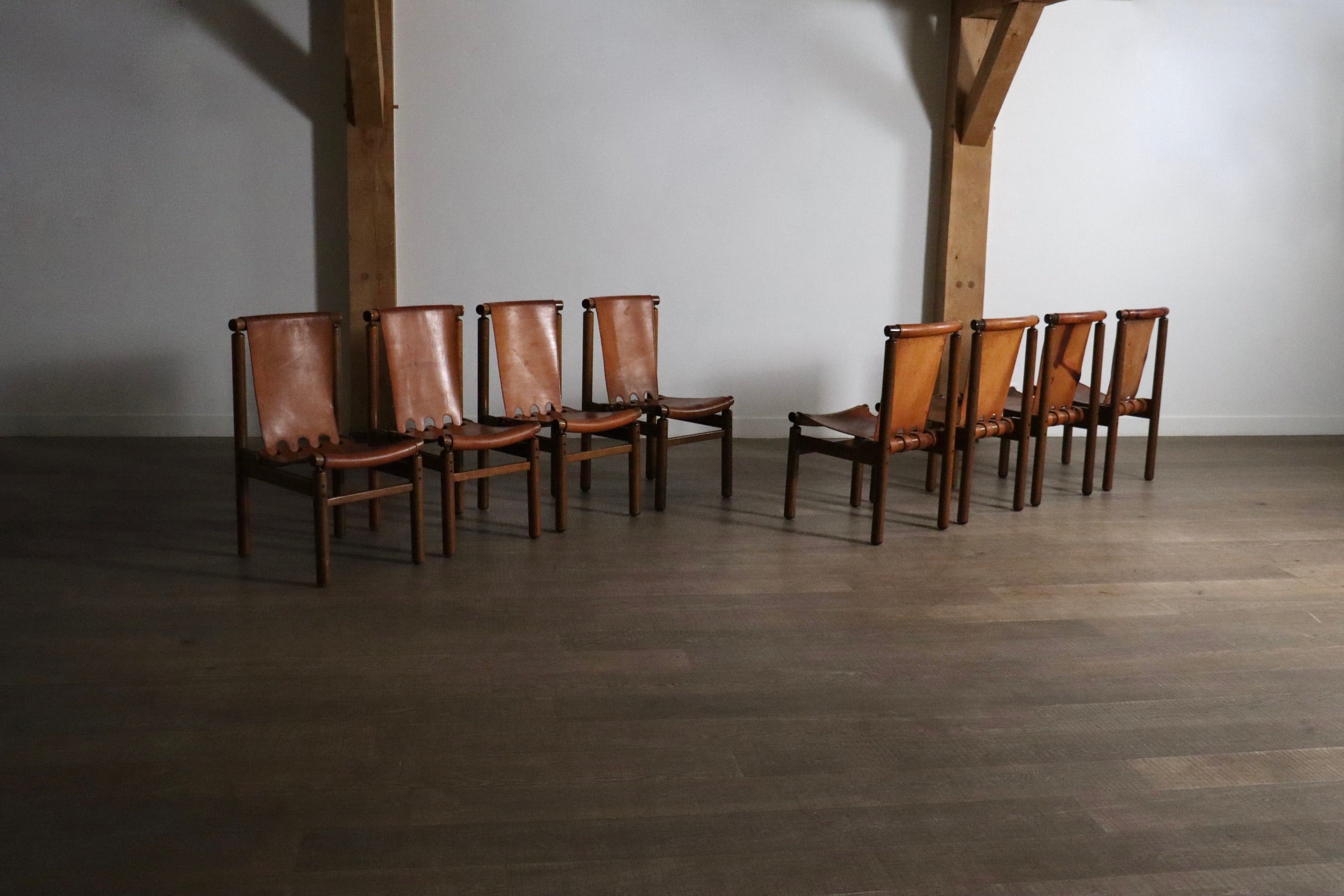 Set_of_8_Ilmari_Tapiovaara_dining_chairs_for_La_Permanente_Mobili_Cantù,_1960s