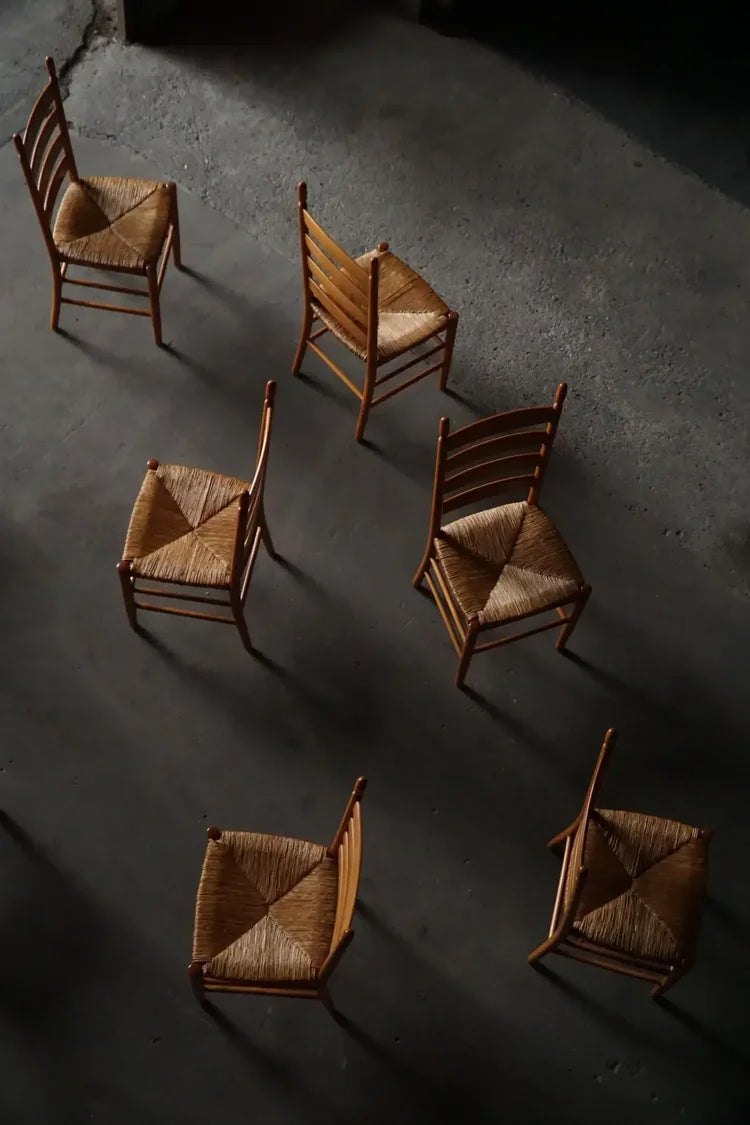 Set_of_8_Italian_Beech_Dining_Chairs,_Mid_Century_Modern_Design