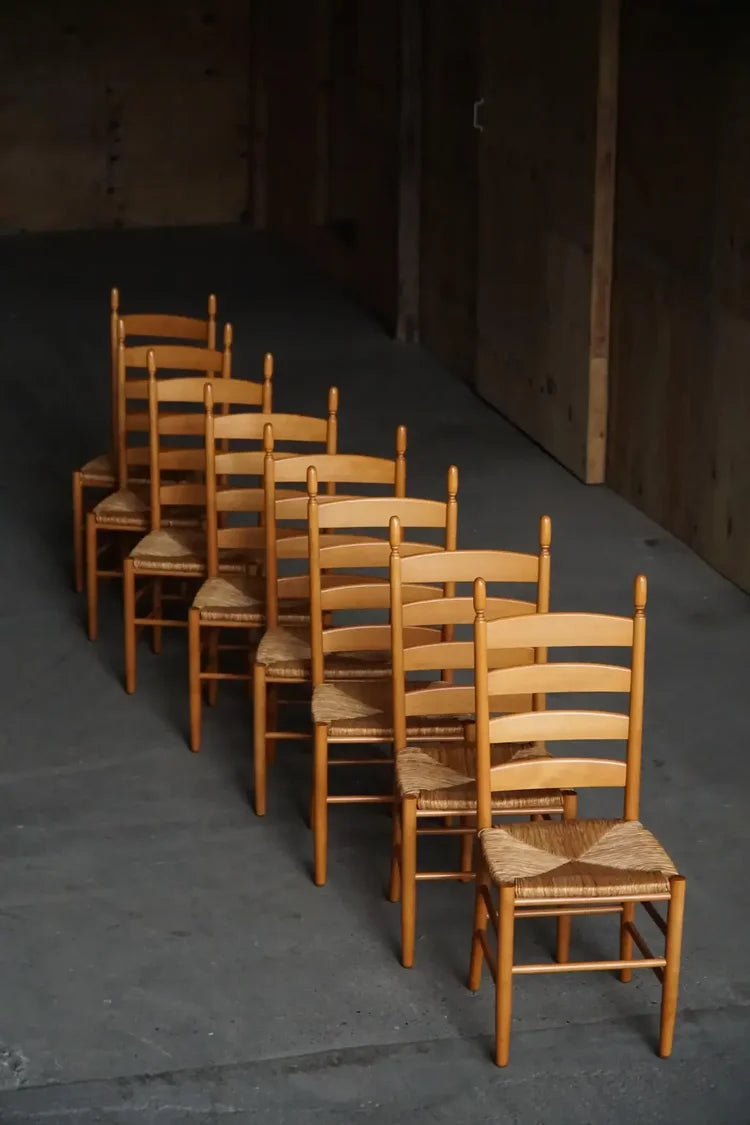 Set_of_8_Italian_Beech_Dining_Chairs,_Mid_Century_Modern_Design