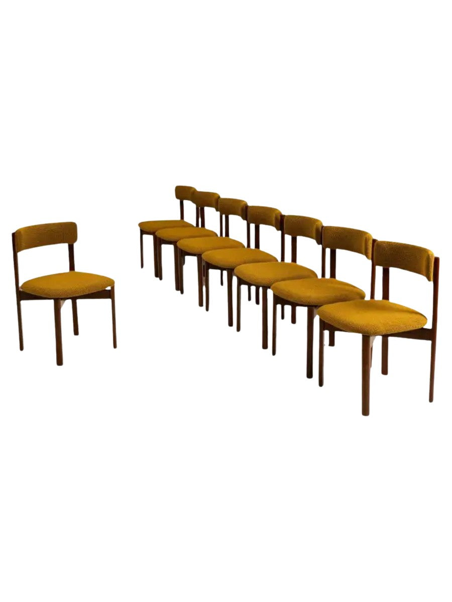 Set_of_8_Italian_Walnut_Dining_Chairs_1970s,_Italy